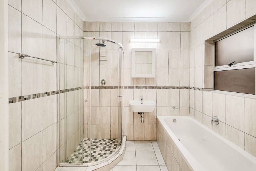 2 Bedroom Property for Sale in Plumstead Western Cape